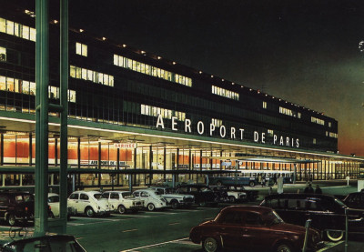 Aéroport Orly, Paris, 1961.